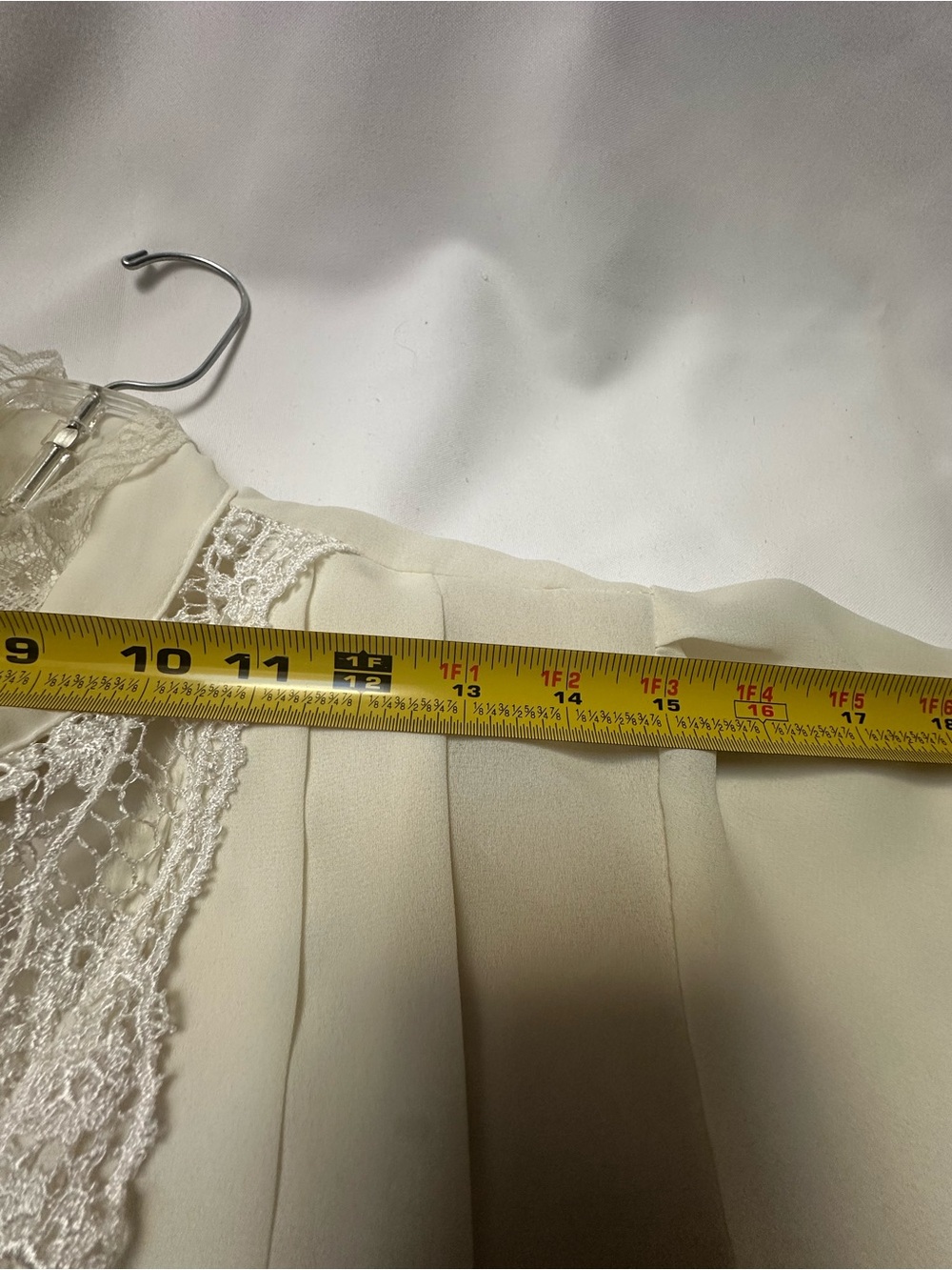 VICTORIAN EDWARDIAN BLOUSE TOP VTG 80s GOTHIC HIGH NECK PLEATED CREAM 12 - Picture 4 of 11